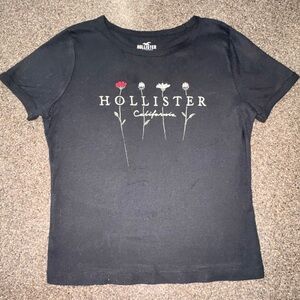 Title: Hollister California Black Floral Graphic Tee - Size XS
